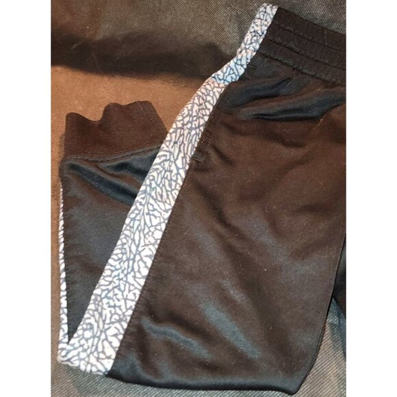 Jordan Kids Elastic Waist Athletic Pants Black/GraySize 4 - Picture 3 of 7